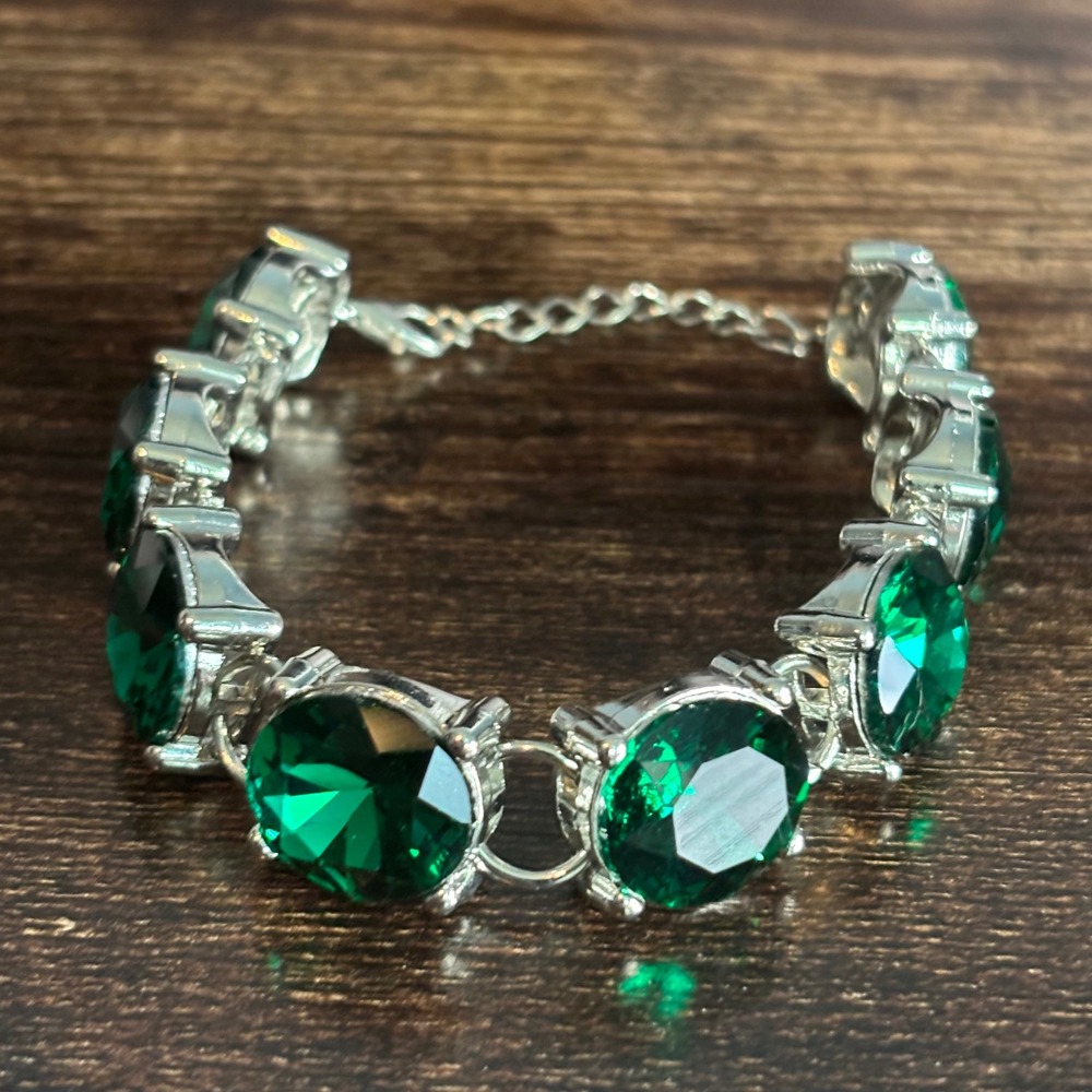 Emerald Green Crystal Oval Link Bracelet Silver Tone Adjustable Tennis Chain